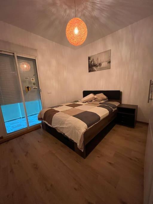 Appartement De Luxe A Bahia Golf Beach Spacieux De 126 M ブズニカ エクステリア 写真