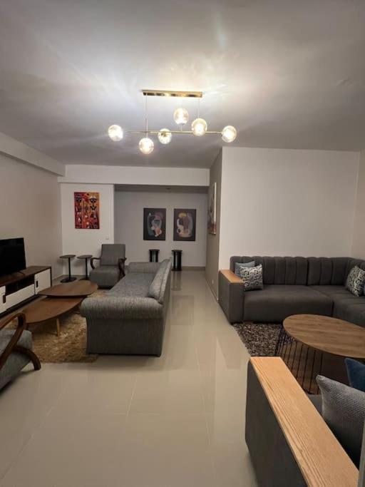 Appartement De Luxe A Bahia Golf Beach Spacieux De 126 M ブズニカ エクステリア 写真