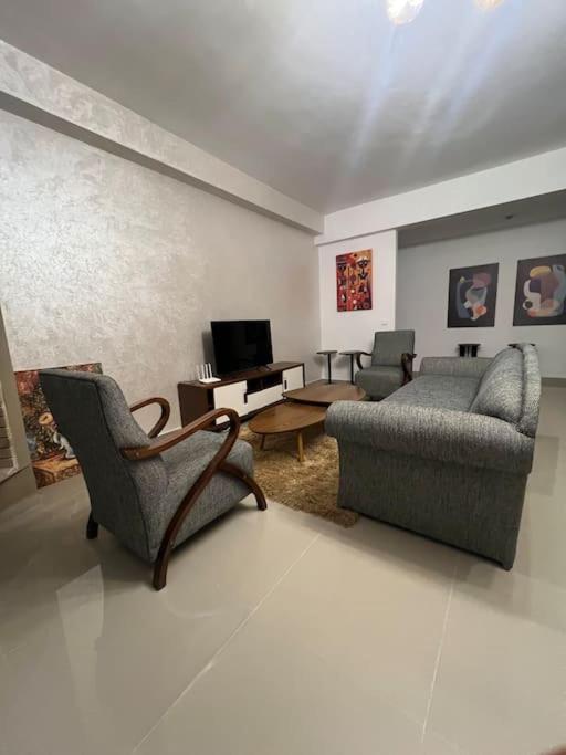 Appartement De Luxe A Bahia Golf Beach Spacieux De 126 M ブズニカ エクステリア 写真